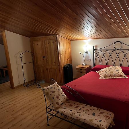 Hostal Cal Francisco Gósol 外观 照片