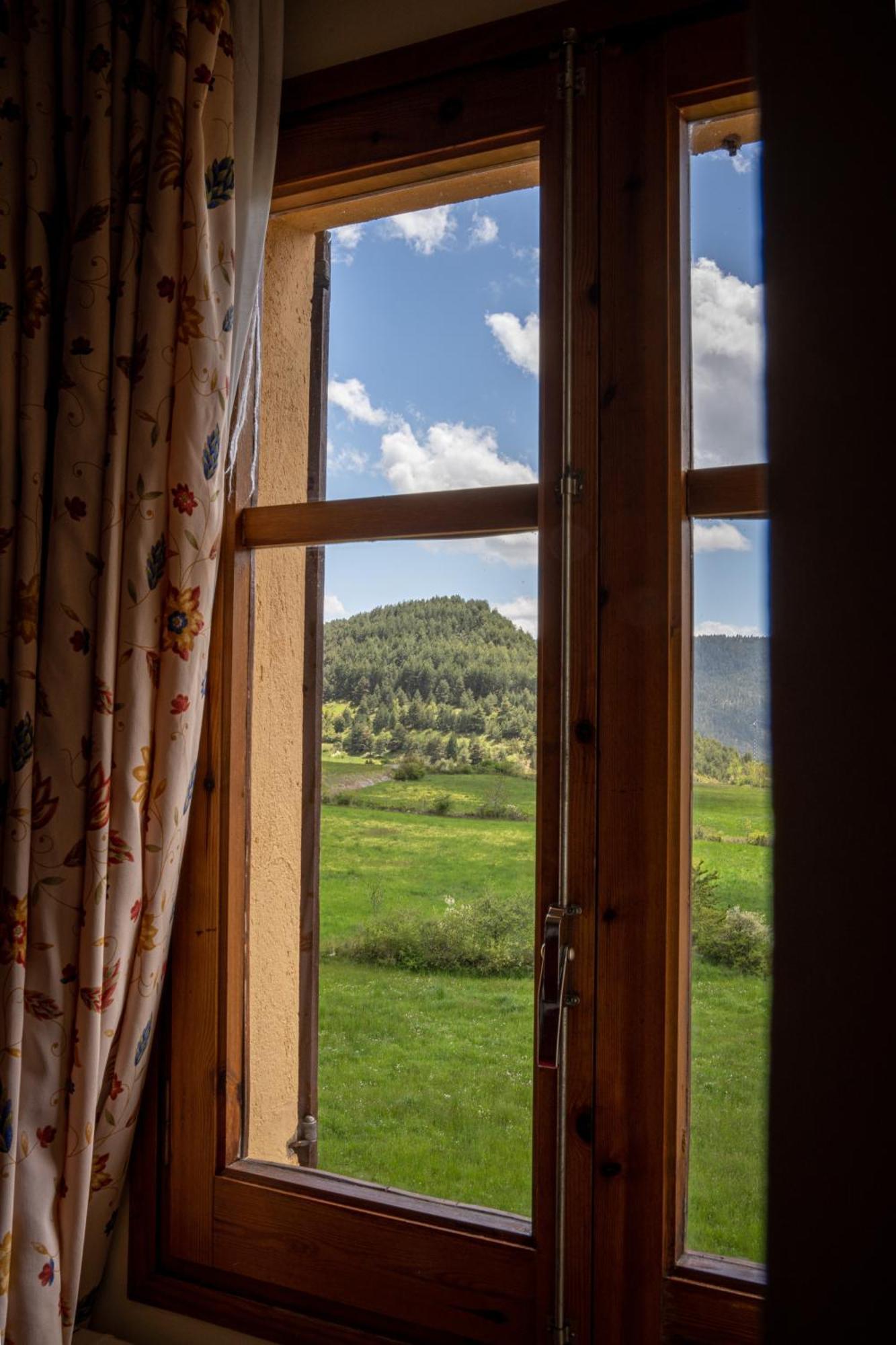 Hostal Cal Francisco Gósol 外观 照片